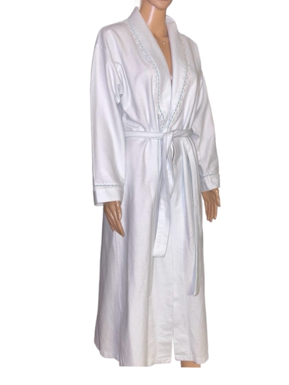 Eileen West ~ Women’s Small ~ Light Blue ~ W/ Floral Lace ~ Velour ~ Maxi Robe - Picture 2 of 16